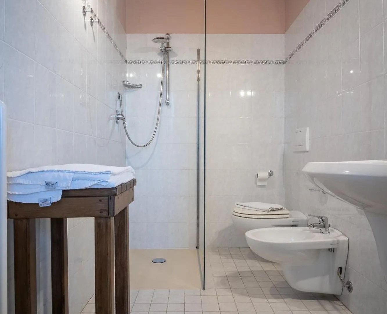 Il Castellaro Bed & Breakfast Borghi 0*,
