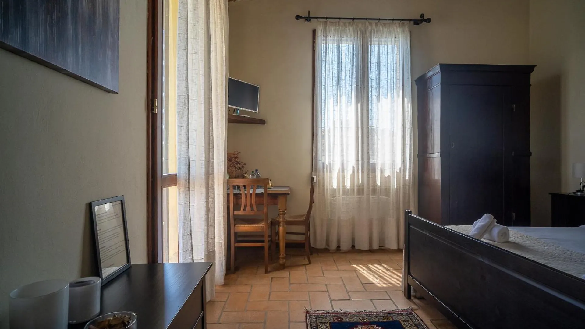 Il Castellaro Bed & Breakfast Borghi Italy